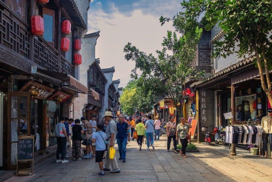 中国金茂(00817.HK)附属拟向南京嘉泰提供不超约6.12亿元的诚意金借款